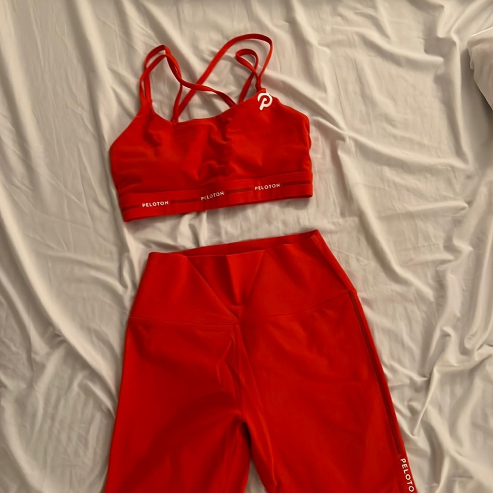 New Peloton leggings and bra top